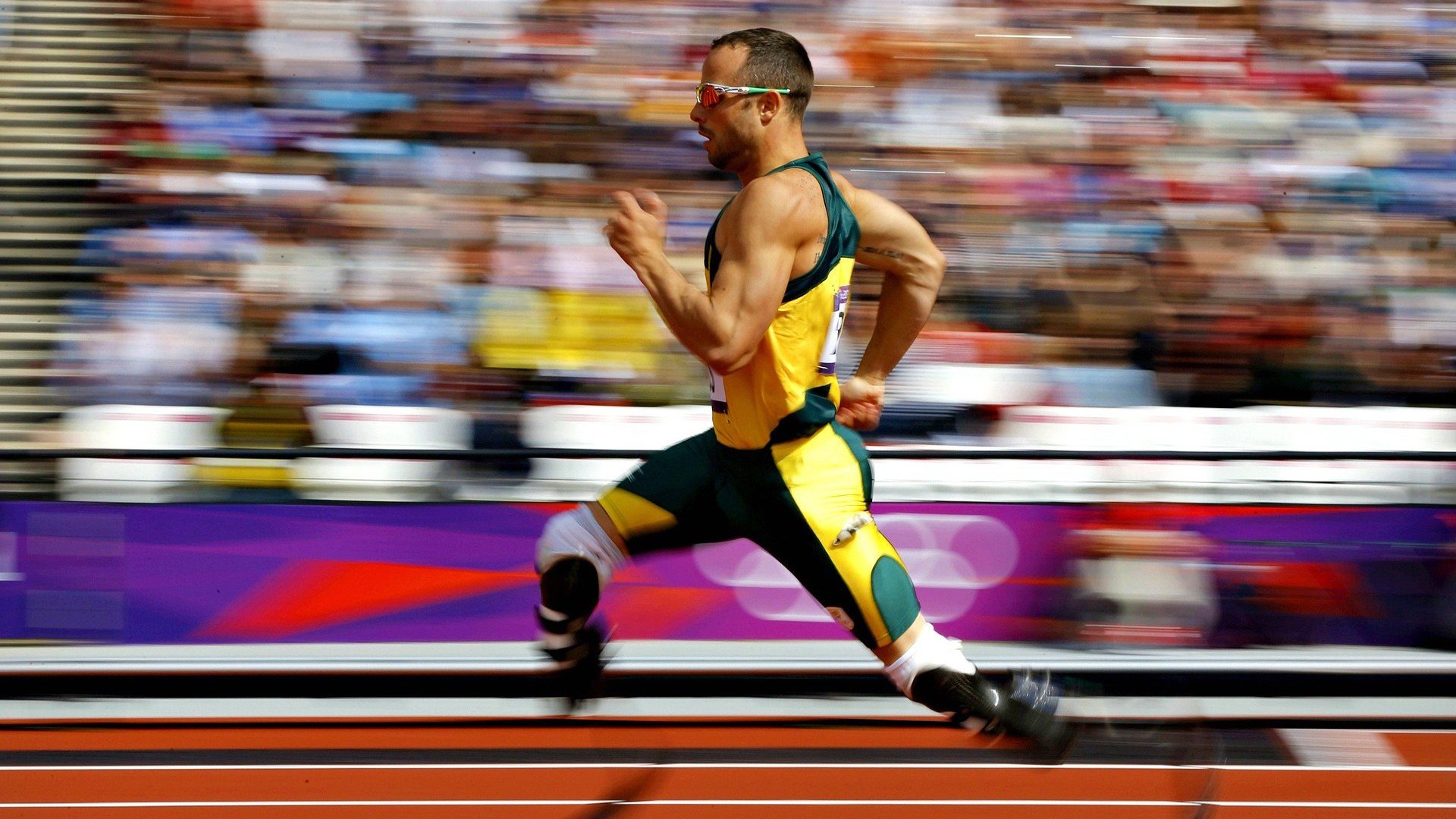 英超激战正酣，曼城绝杀登顶，阿森纳憾平跌至第三